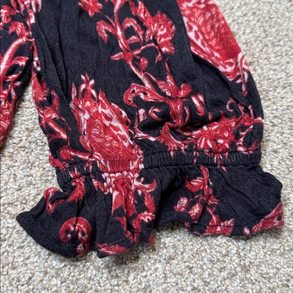 Anthro | Blank London | Boho Floral Stephanie Top in Black & Red Size L Large - Picture 6 of 12